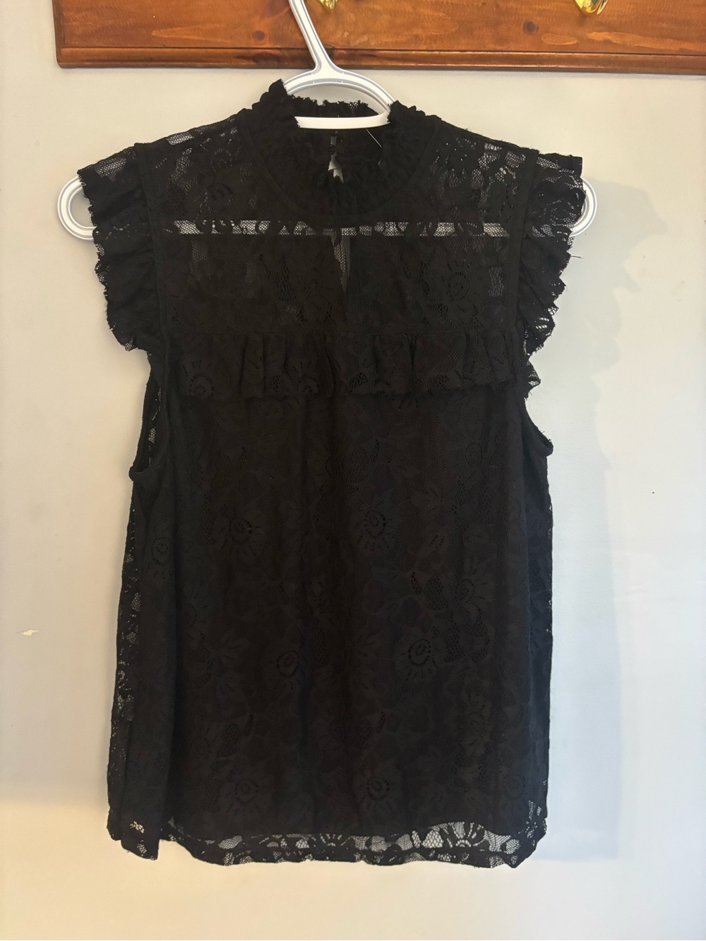 Black Lace Ruffle Mock-Neck Sleeveless blouse